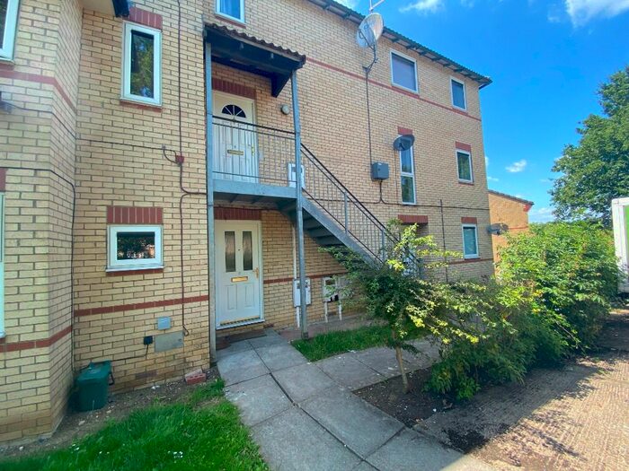 2 Bedroom Flat To Rent In Coldeaton Lane, Emerson Valley, Milton Keynes, MK4