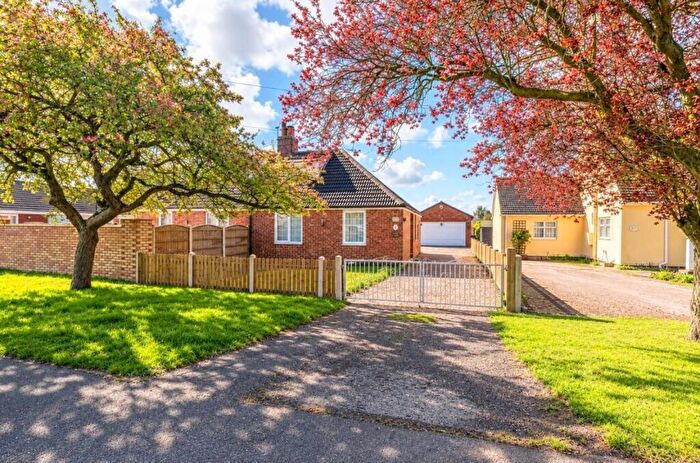 3 Bedroom Semi-Detached Bungalow For Sale In High Street, Billinghay, Lincoln, Lincolnshire, LN4