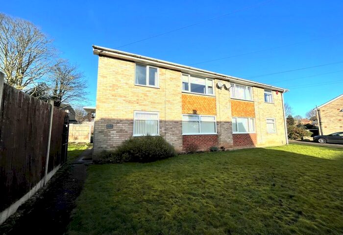 2 Bedroom Maisonette To Rent In Mordaunt Drive, Sutton Coldfield, B75