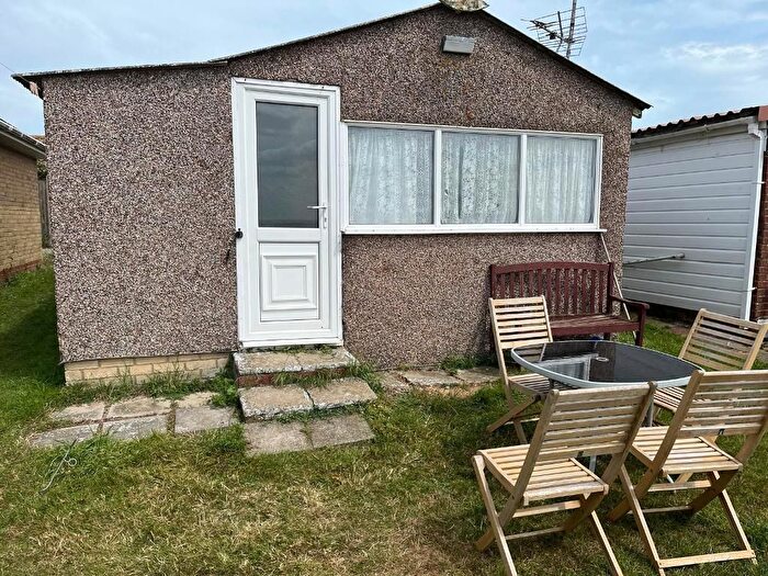 2 Bedroom Chalet For Sale In Park Avenue, Leysdown, Kent, ME12