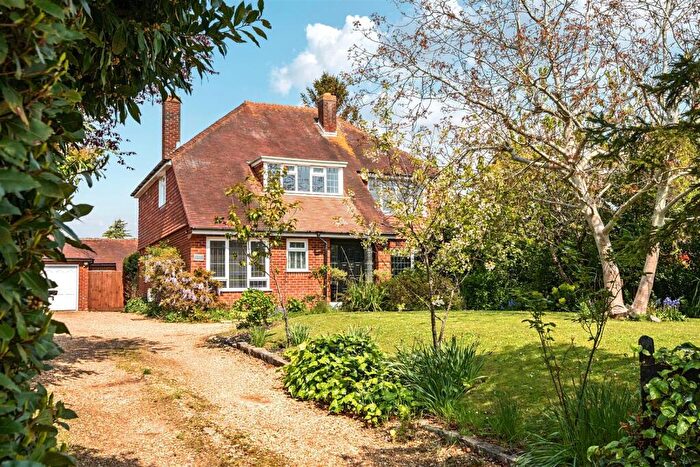 4 Bedroom Detached House For Sale In Coach Hill, Titchfield, PO14