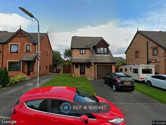 2 Bedroom Semi-Detached House To Rent In Raylands Lane, Leeds, LS10