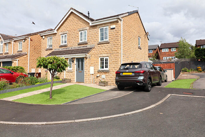 3 Bedroom Semi-Detached House For Sale In Plover Close, Shirebrook, Glossop, SK13