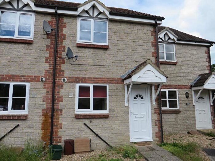 2 Bedroom Terraced House To Rent In Oxendale, Street, Somerset, BA16