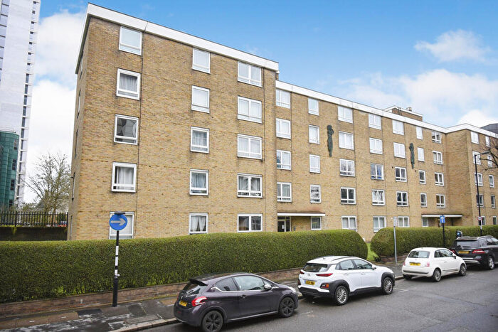 Studio To Rent In Altyre Road, Croydon, CR0