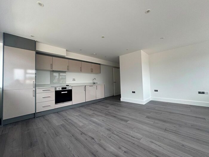 2 Bedroom Flat To Rent In Swanley Centre, Swanley, BR8