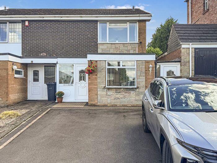 3 Bedroom Semi Detached House For Sale In Ivyhouse Lane, Bilston, West Midlands, WV14
