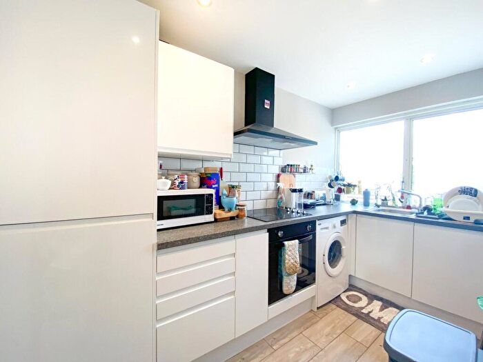 2 Bedroom Apartment To Rent In Spareacre Lane, Eynsham, Witney, Oxfordshire, OX29