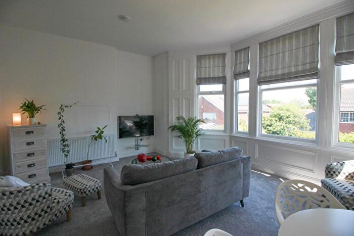 2 Bedroom Apartment To Rent In Sea View Road, SR2