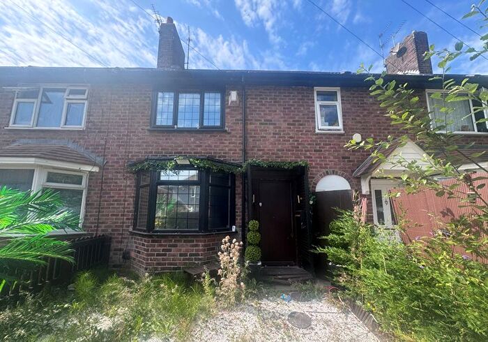 3 Bedroom Town House For Sale In Colwell Close, Liverpool, Merseyside, L14