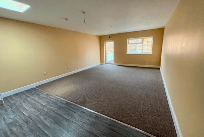 Studio To Rent In Coulsdon, CR5