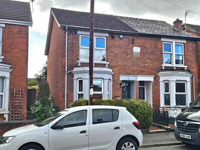 3 Bedroom Semi-Detached House For Sale In Seymour Road, Gloucester, GL1