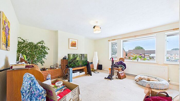 2 Bedroom Maisonette To Rent In Aldsworth Avenue, Goring-By-Sea, BN12