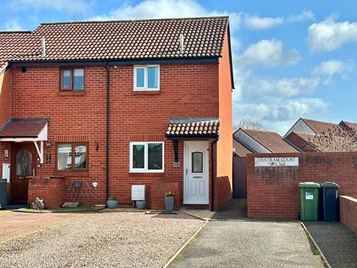 2 Bedroom End Of Terrace House For Sale In Hampton Park, Hereford, HR1