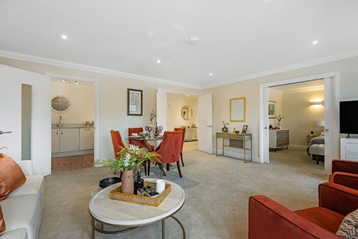 2 Bedroom Retirement Property For Sale In Wharf Lane, Bourne End, Buckinghamshire, SL8