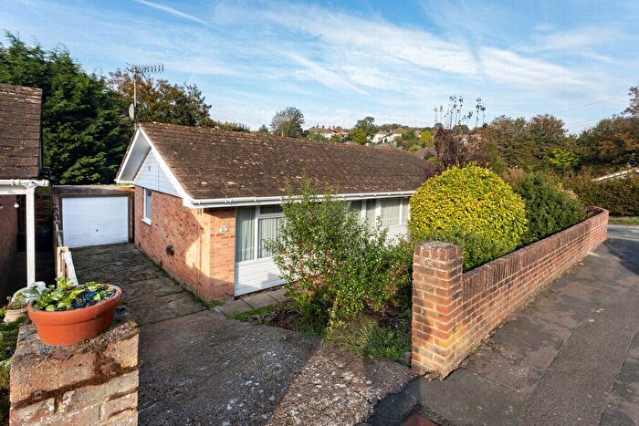 3 Bedroom Bungalow For Sale In Seabrook Court, Seabrook, CT21