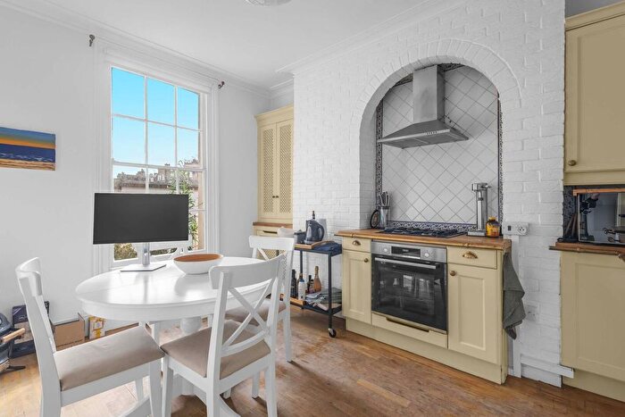 2 Bedroom Maisonette To Rent In Holland Street, London, W8