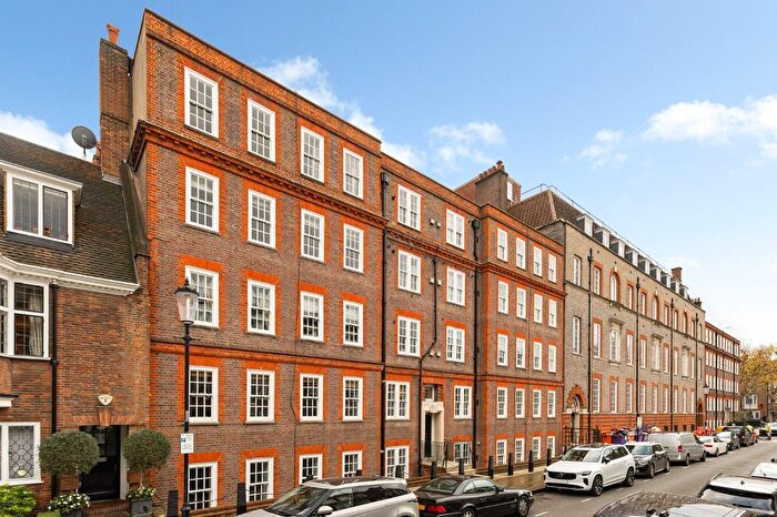 1 Bedroom Flat To Rent In Mallord Street, London, SW3