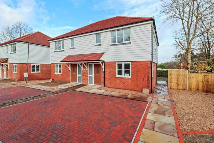 3 Bedroom Semi-Detached House For Sale In New Pond Road, Benenden, TN17