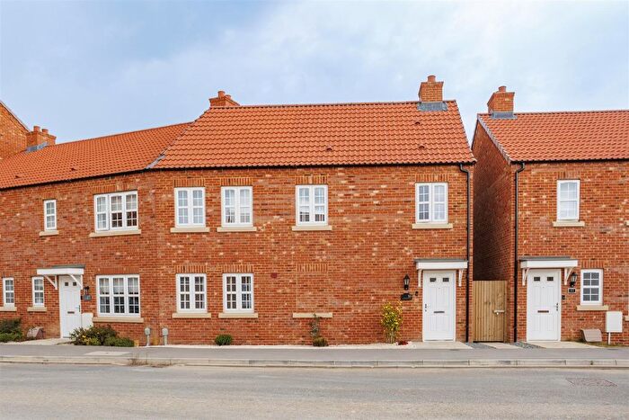 3 Bedroom Property For Sale In Thornton Road, Fulford, YO19
