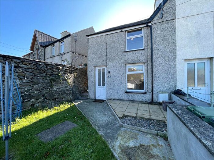 2 Bedroom End Of Terrace House To Rent In Rock Terrace, Llanberis, Caernarfon, Gwynedd, LL55