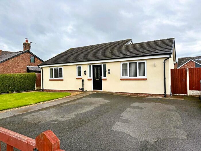 3 Bedroom Detached Bungalow For Sale In Granville Avenue, Hesketh Bank, PR4