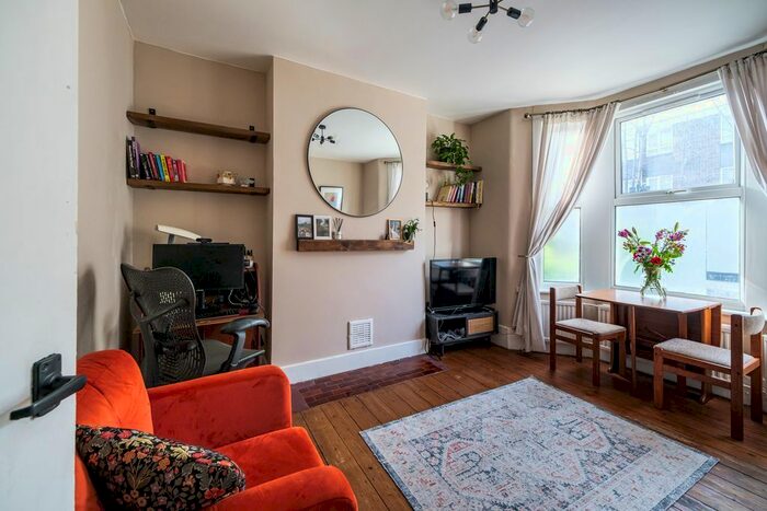 1 Bedroom Flat To Rent In Stopford Road, London, E13