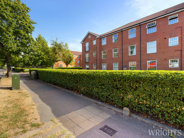 2 Bedroom Apartment To Rent In Bridge Court, Welwyn Garden City, AL7