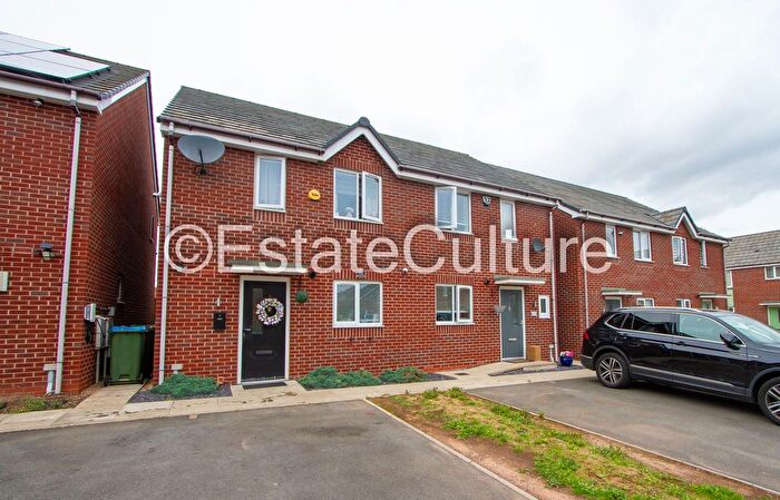 3 Bedroom Semi Detached House For Sale In Community Close, Coventry, CV2