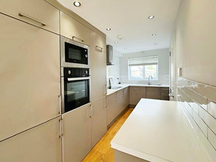 3 Bedroom House To Rent In Sceptre Street, Nottingham, NG5