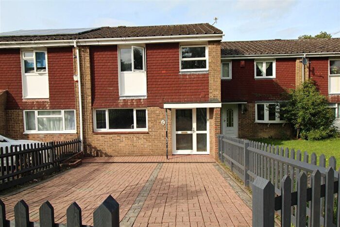 3 Bedroom Property To Rent In Creasys Drive, Crawley, RH11