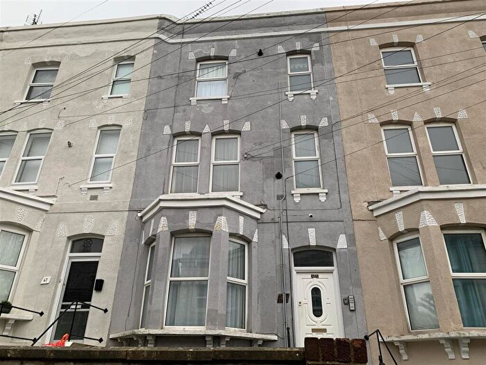 1 Bedroom Flat To Rent In Crescent Road, Ramsgate, CT11