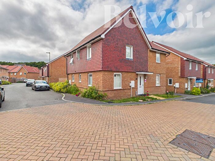 4 Bedroom Detached House To Rent In Rowlands Way, Limes Park, Basingstoke, RG24