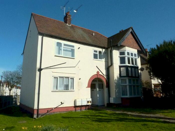 1 Bedroom Flat To Rent In Boston Avenue, Southend-On-Sea, SS2