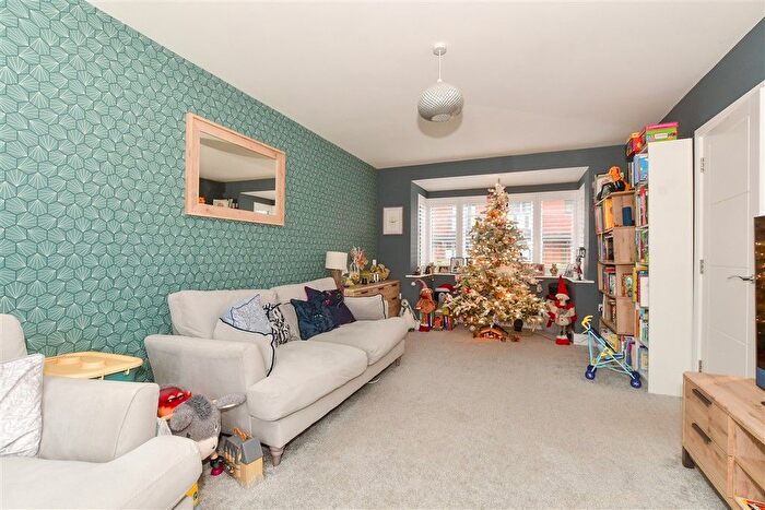 3 Bedroom Semi-Detached House For Sale In Bellevue Farm Road, Pease Pottage, Crawley, West Sussex, RH11