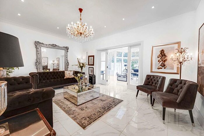 5 Bedroom Detached House To Rent In The Grove, Isleworth, TW7