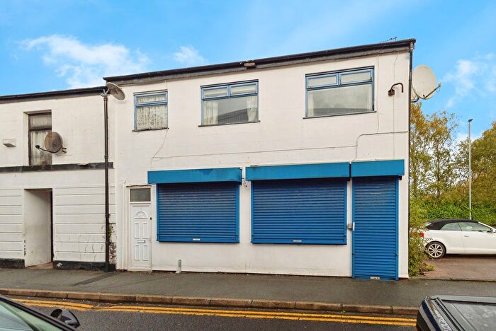 3 Bedroom Flat For Sale In Beech Street, Hyde, Cheshire, SK14