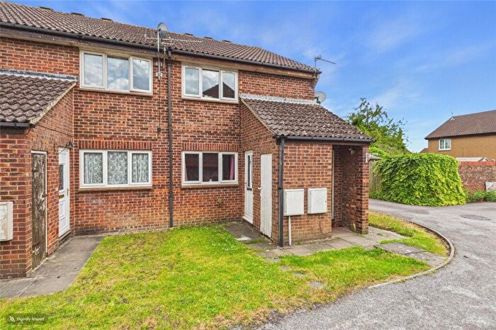 1 Bedroom Maisonette For Sale In Wenlock Way, Thatcham, Berkshire, RG19