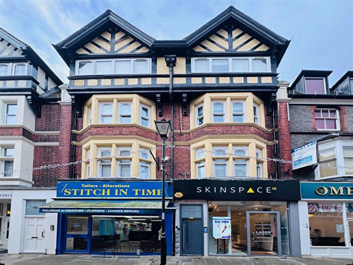 6 Bedroom Property For Sale In Cross Street, Reading, RG1