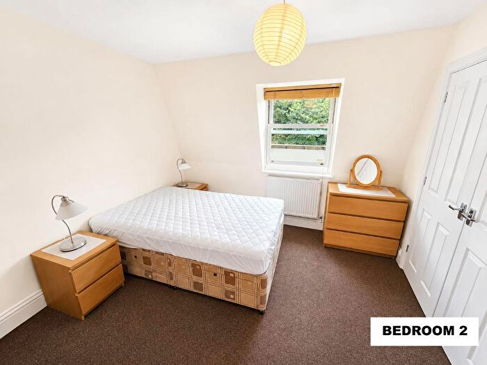 3 Bedroom Flat To Rent In Cheltenham Road, Lower Cotham, Bristol, BS6