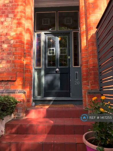 1 Bedroom Flat To Rent In Clyde Road, Manchester, M20