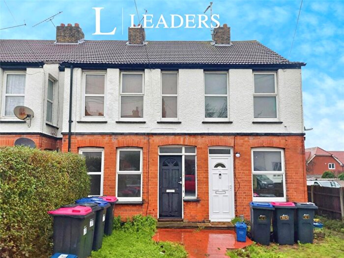 1 Bedroom Flat To Rent In Carlingford Drive, Westcliff-on-Sea, Essex, SS0