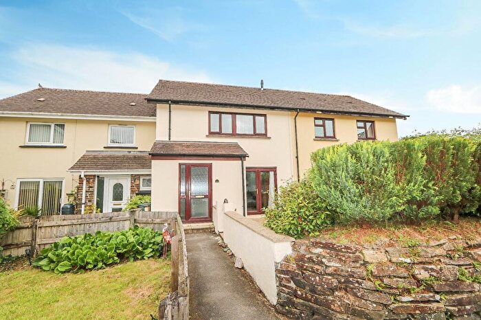 4 Bedroom Terraced House For Sale In New Park, Horrabridge, PL20