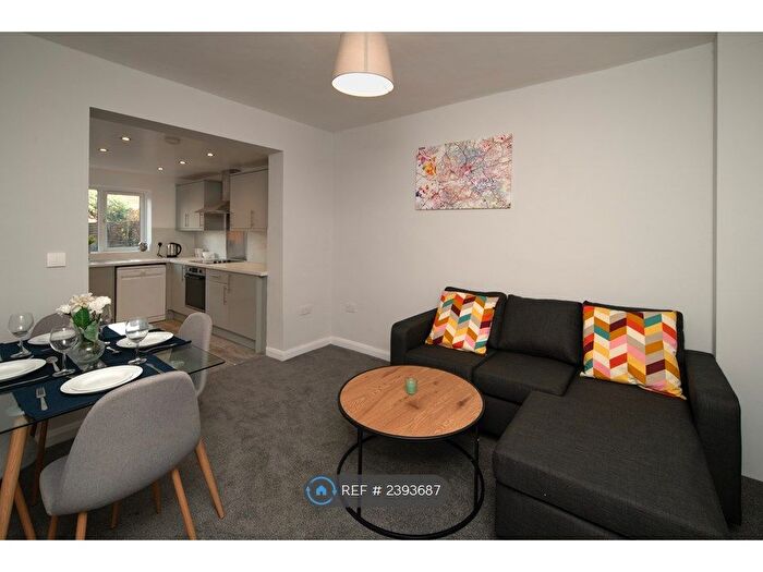 4 Bedroom Terraced House To Rent In Sandbach Road, Bristol, BS4