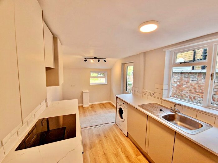 2 Bedroom Property To Rent In Palmerston Road, Peterborough, PE2