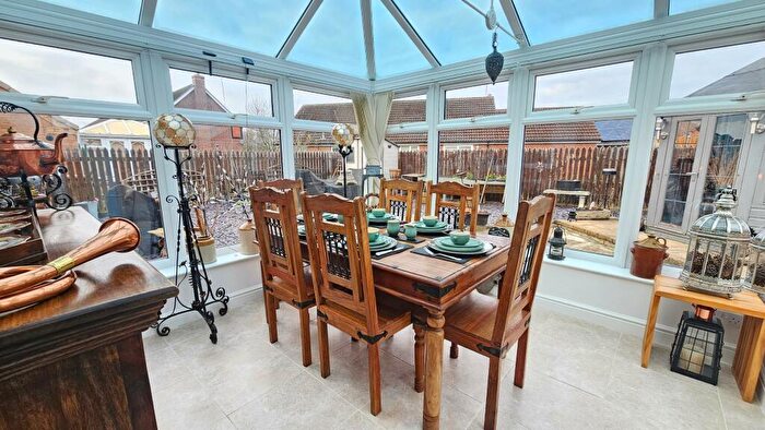 2 Bedroom Detached Bungalow For Sale In Maple Grove, Heckington, NG34