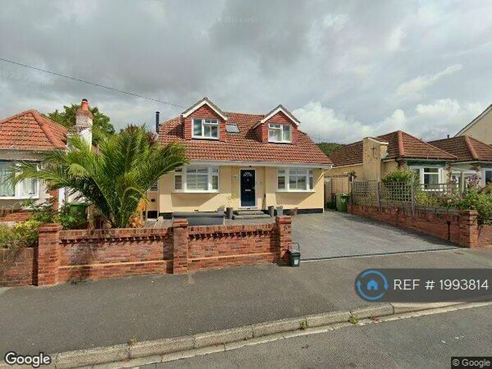 4 Bedroom Detached House To Rent In Coleridge Road, Portsmouth, PO6
