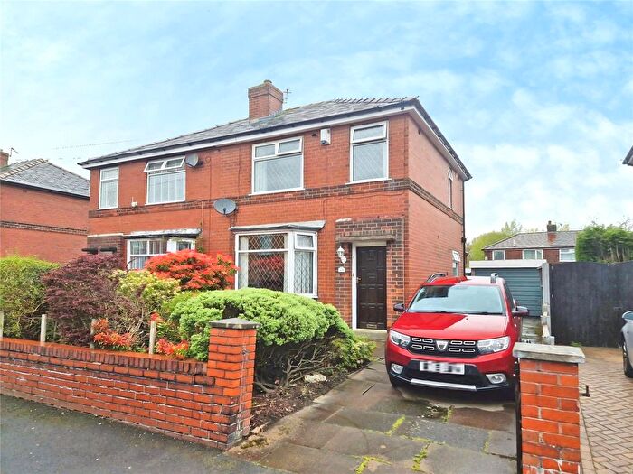 3 Bedroom Semi Detached House For Sale In Clifton Street, Farnworth, Bolton, Greater Manchester, BL4