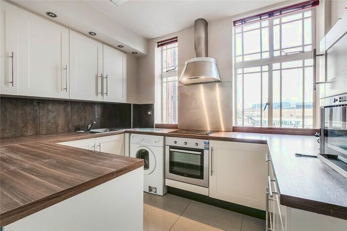 3 Bedroom Flat To Rent In Arthur Court, Queensway, London, W2