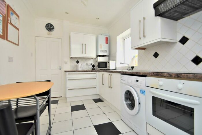 1 Bedroom Property To Rent In Eton Road, Southsea, PO5